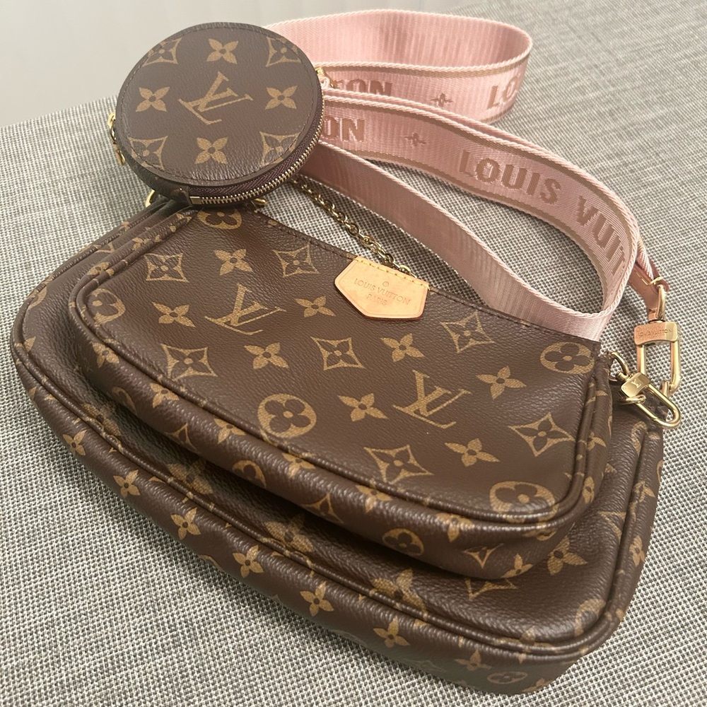 Louis Vuitton Multi Pochette Accessories Monogram Canvas Rose Clair (NWOT)